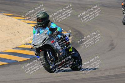 media/Dec-18-2022-SoCal Trackdays (Sun) [[8099a50955]]/Turns 9 and 10 Set 2 (1055am)/